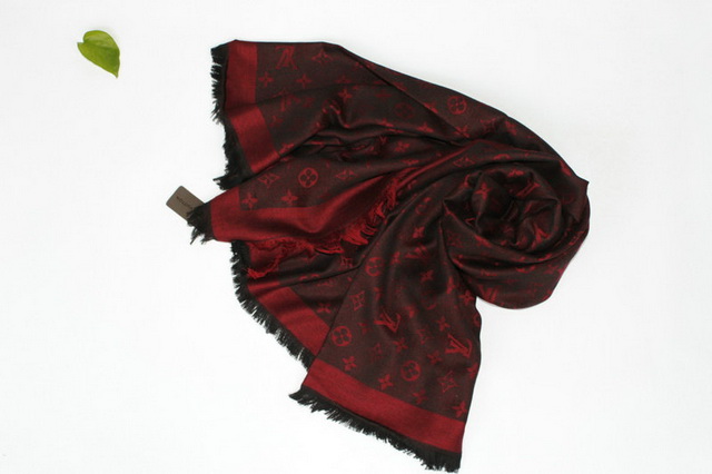 Iv square scarf 32